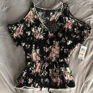 Cut out shoulder floral shirt, brand new with tags